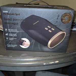 My Beauly Spot
hand pressure massager
